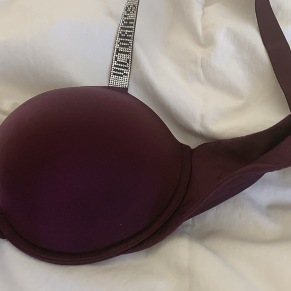 Victoria Secret push up bra. Size 36D - Picture 7 of 7